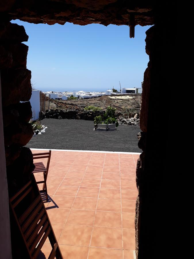 Loft La Tahonilla Guest House Tias Bagian luar foto